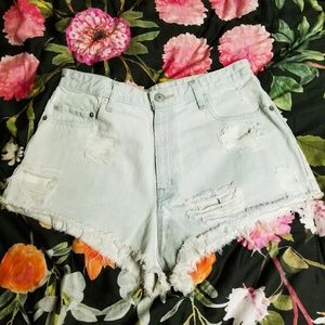 BDG Demin Cut-Off Shorts
